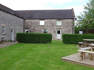 Luxury 2 Bedroom, self-catering Holiday Cottage in Peak District