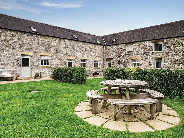 Holiday Cottages in the Peak District at Endmoor